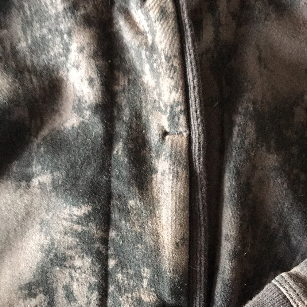 Lululemon jacket - Picture 3 of 4
